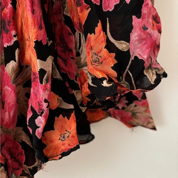 NWOT floral rayon crinkle midi dress red floral rose asymmetrical flouncy Vneck - Picture 5 of 8